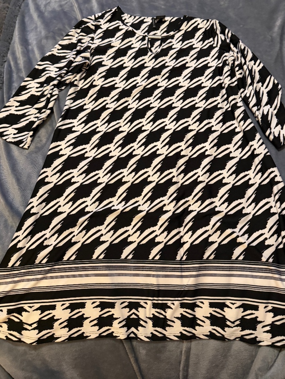 New Directions Black White Print Shift Dress Medium Keyhole 3/4 Sleeve